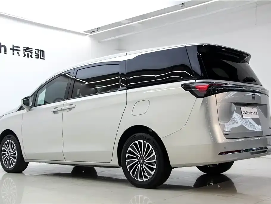 Buick GL8 Hybrid 2025 из CN, фото 3