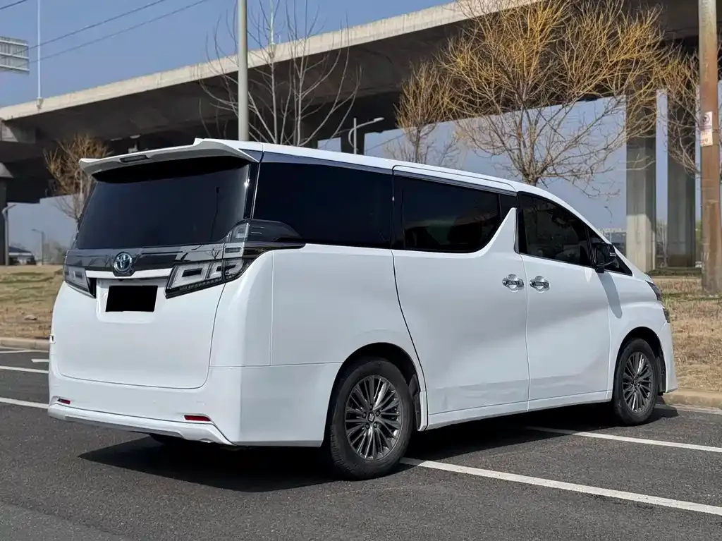 Toyota Alphard 2022 из CN, фото 6