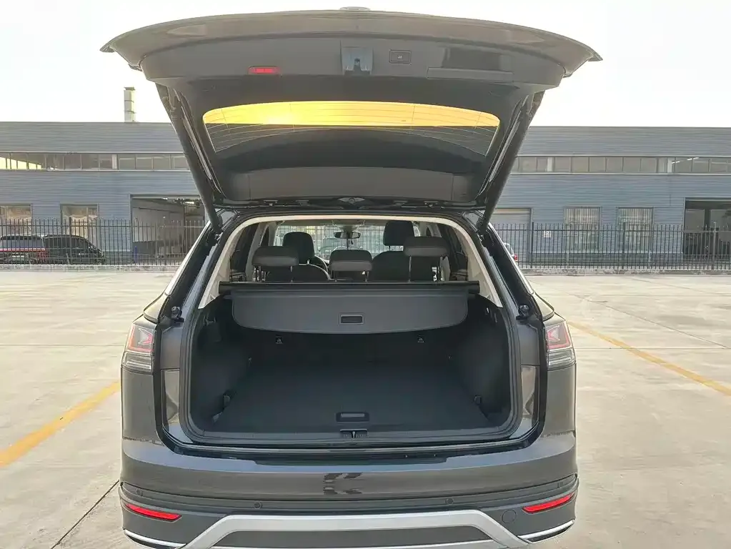 Volkswagen Tayron 2023 из CN, фото 7