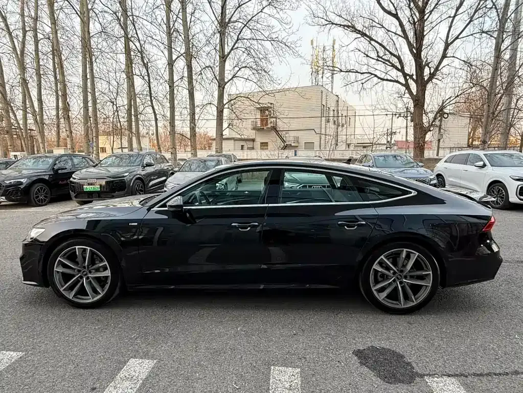 Audi A7 2024 из CN, фото 9
