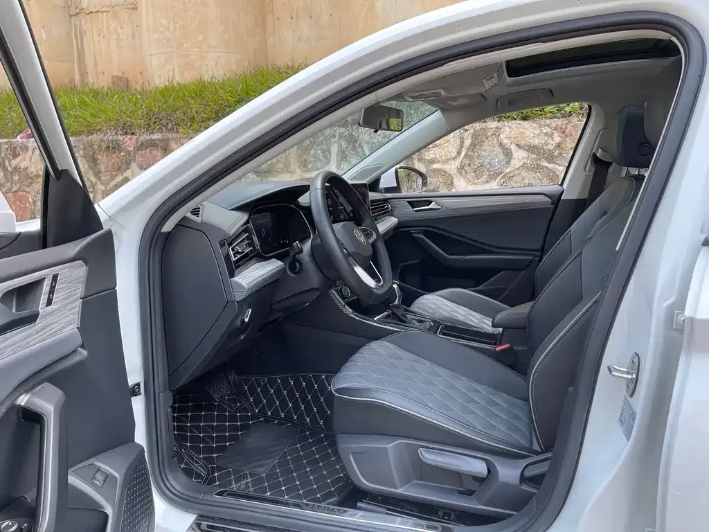 Volkswagen Sagitar 2023 из CN, фото 7