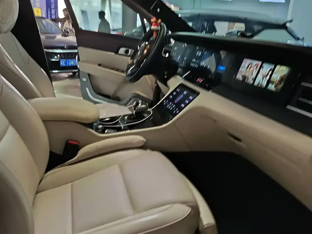 Li Auto ONE 2022 из CN, фото 2