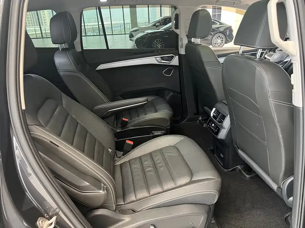 Volkswagen Talagon 2022 из CN, фото 10