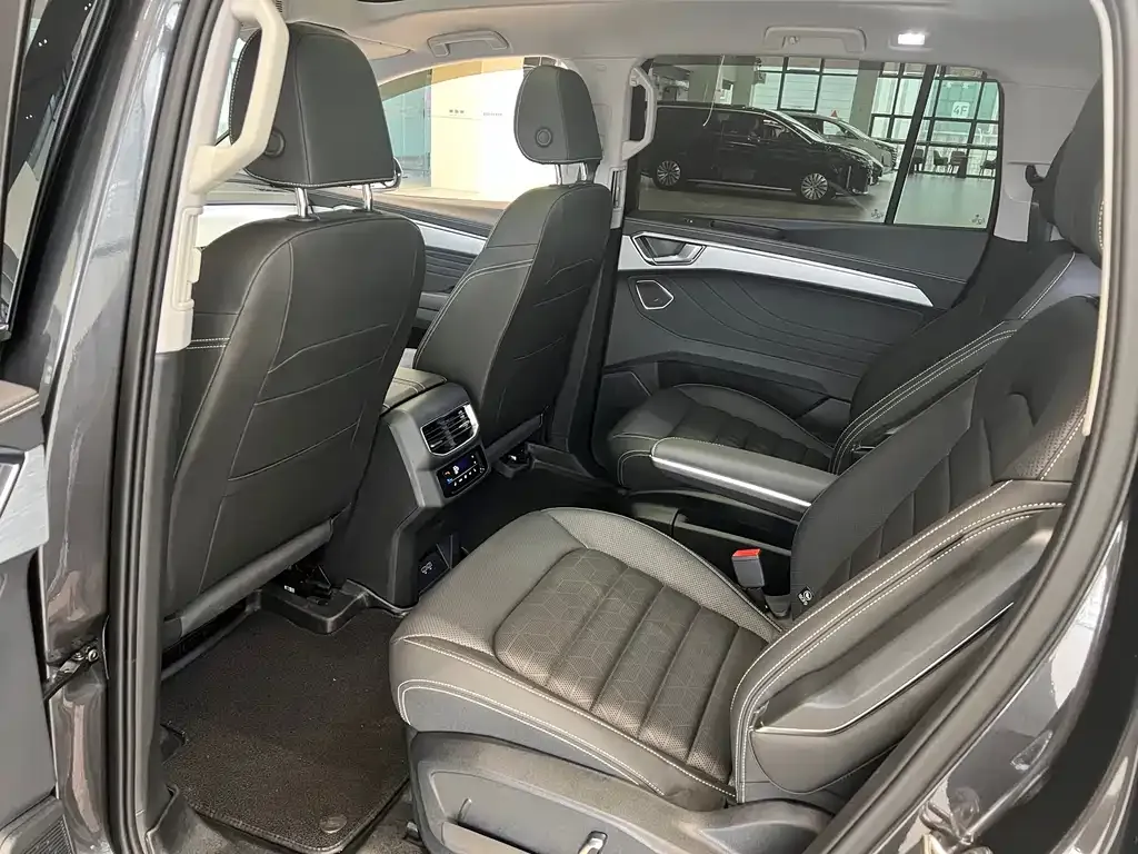 Volkswagen Talagon 2022 из CN, фото 8