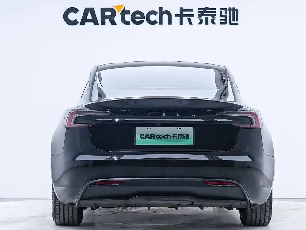 Tesla Model 3 — фото 3
