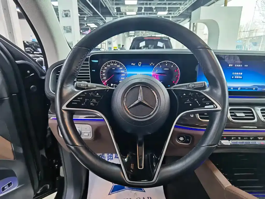 Mercedes-Benz GLE — фото 4