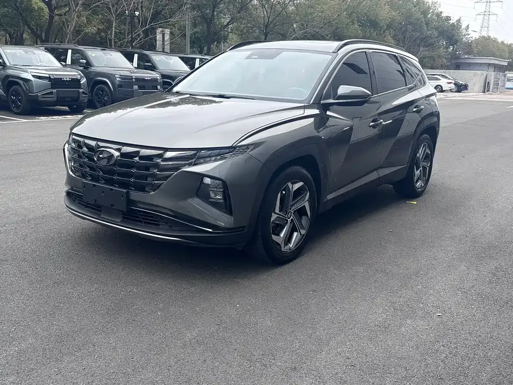 Hyundai Tucson — фото 1