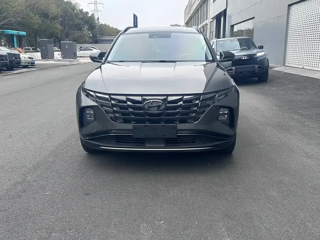 Hyundai Tucson — фото 8