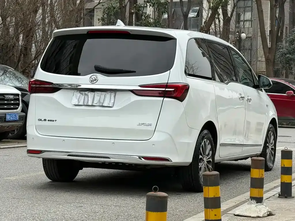Buick GL8 2022 из CN, фото 5