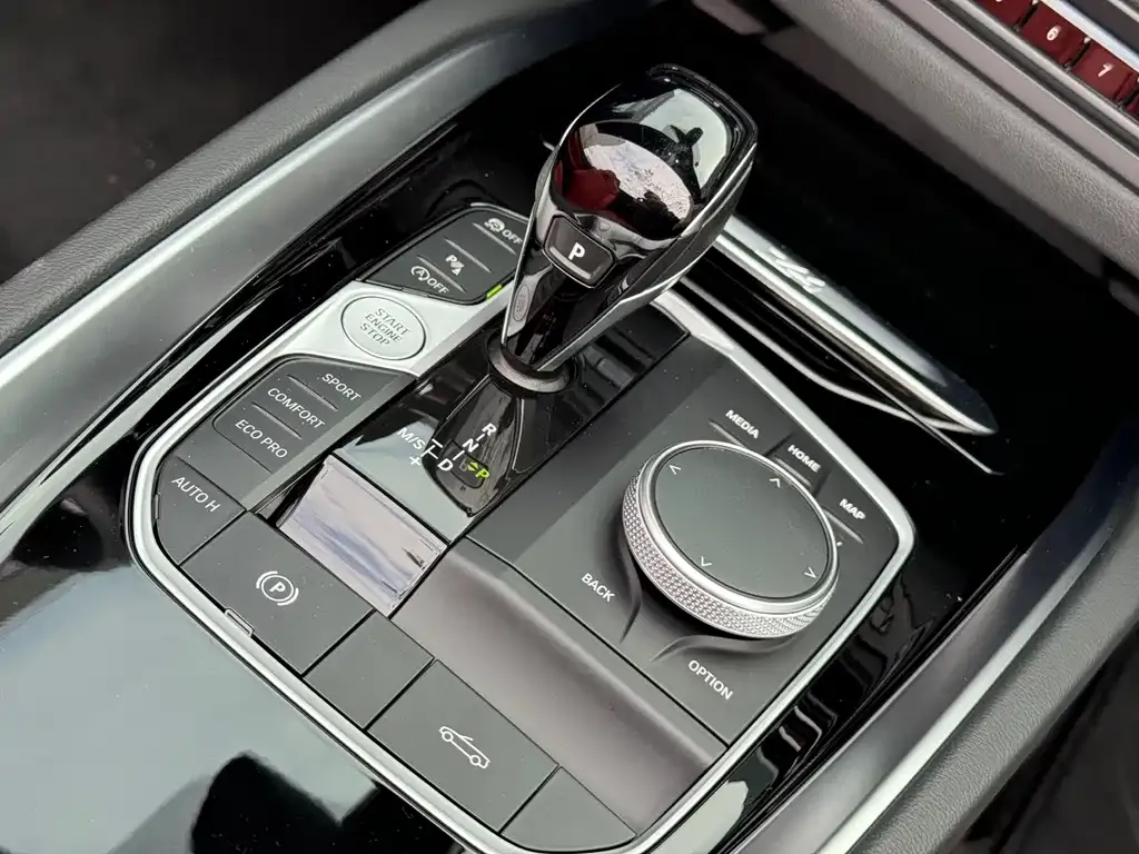 BMW Z4 2025 из CN, фото 6