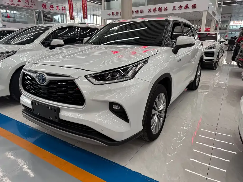 Toyota Highlander 2024 из CN, фото 10