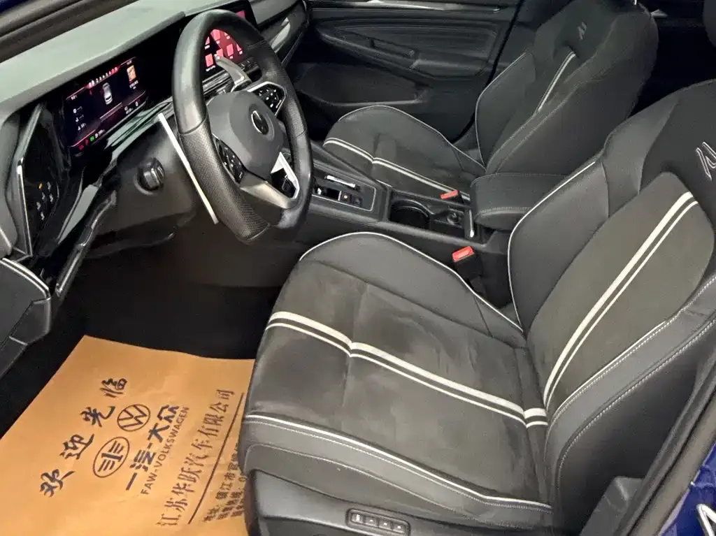 Volkswagen Golf 2021 из CN, фото 3