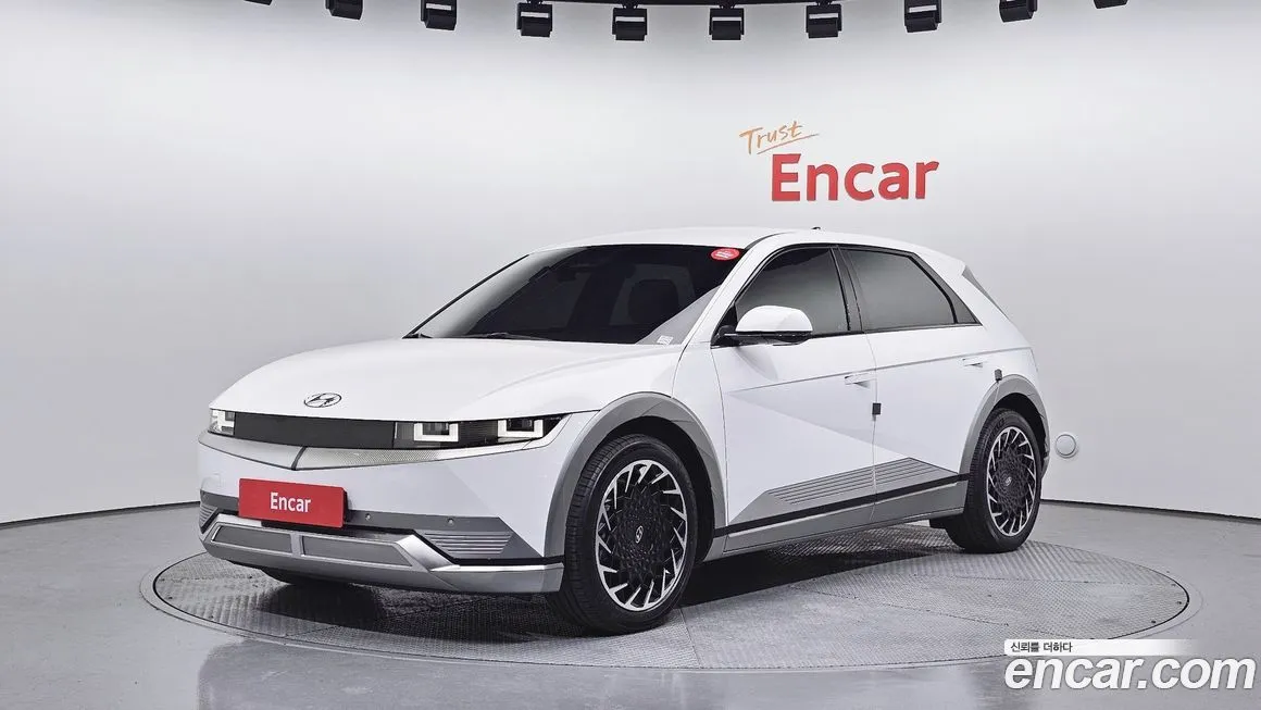Hyundai Ioniq5 — фото 1