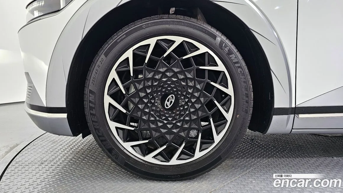 Hyundai Ioniq5 — фото 9
