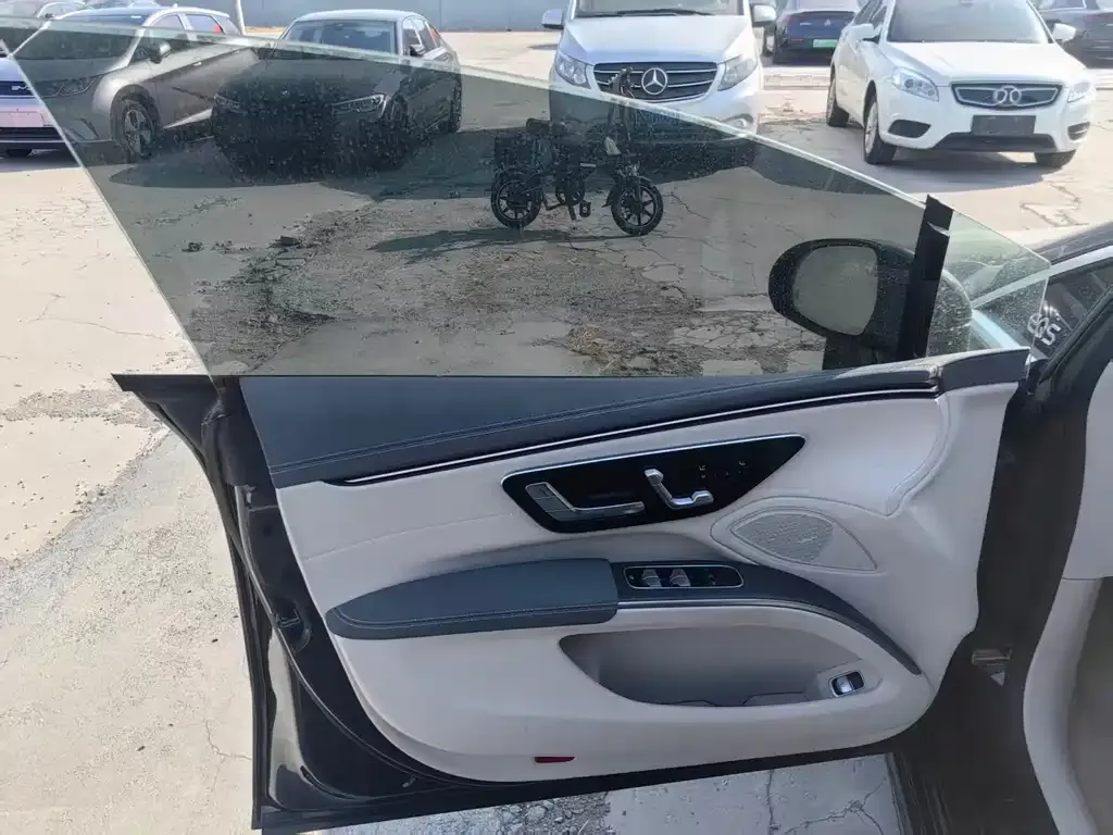 Mercedes-Benz EQS 2024 из CN, фото 9