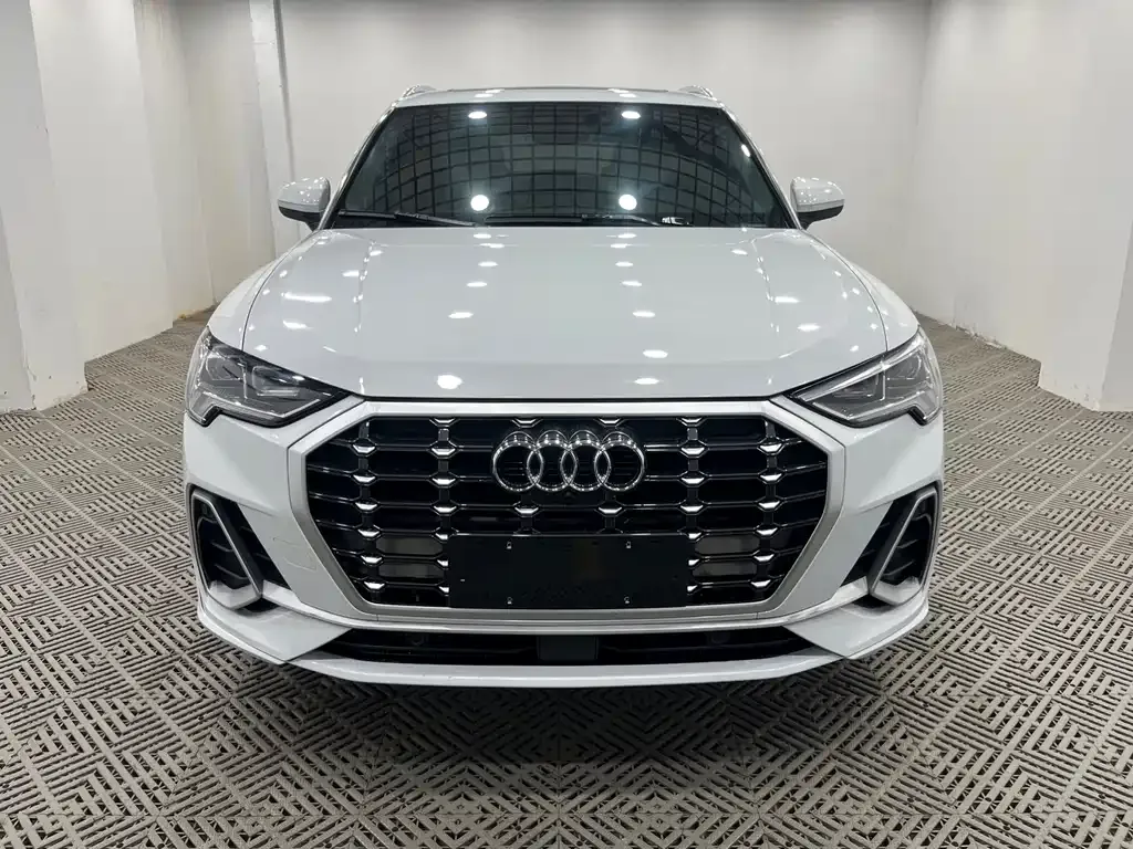 Audi Q3 2022 из CN, фото 8