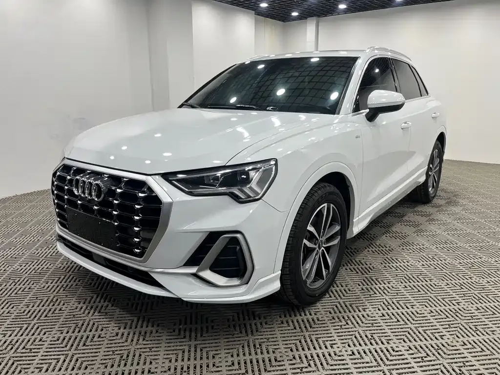 Audi Q3 2022 из CN, фото 4
