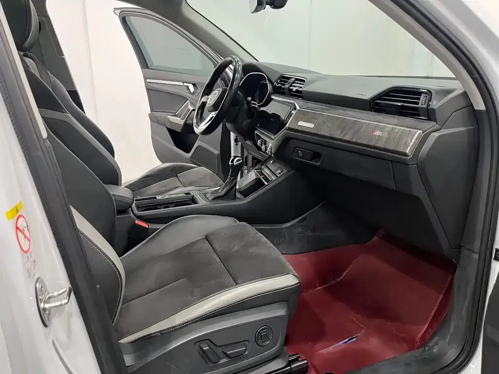 Audi Q3 2022 из CN, фото 7