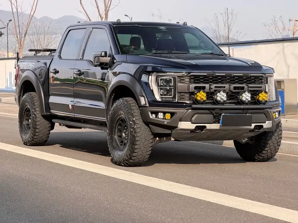 Ford F-150 Raptor — фото 5