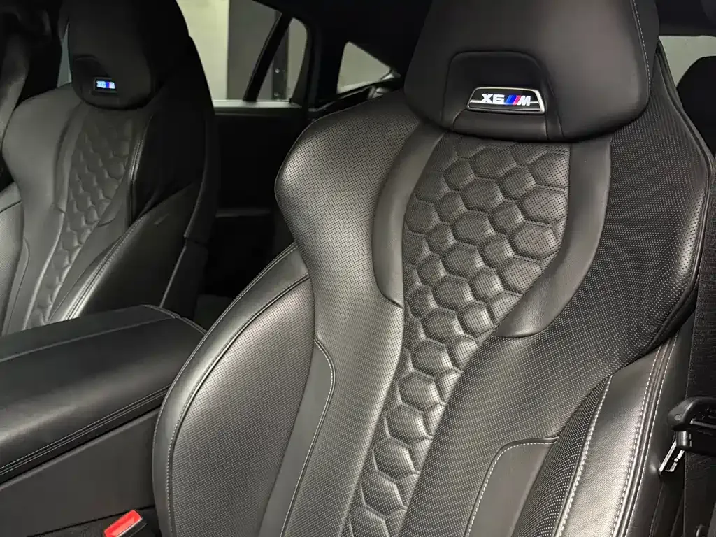 BMW X6 M 2022 из CN, фото 7