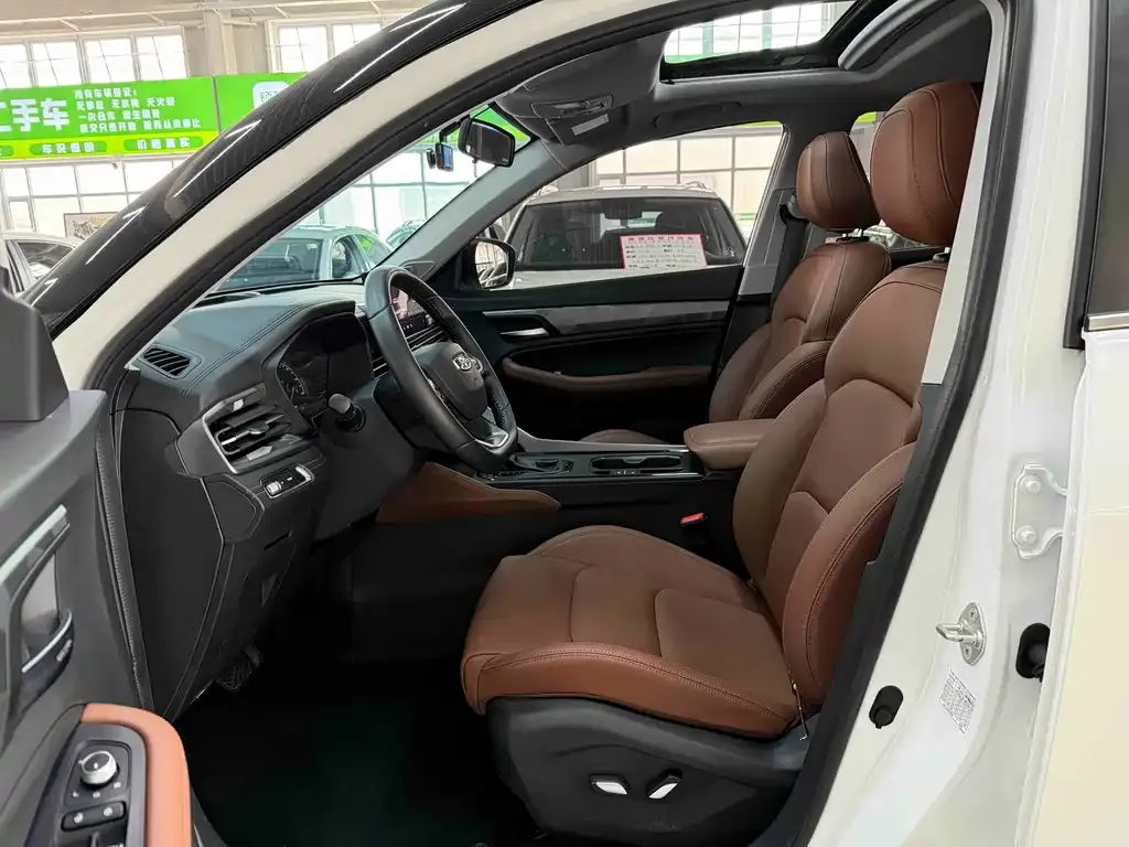 Geely Vision X6 — фото 10
