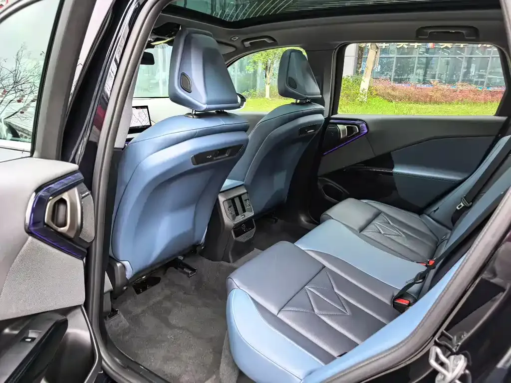 BMW X3 2025 из CN, фото 5