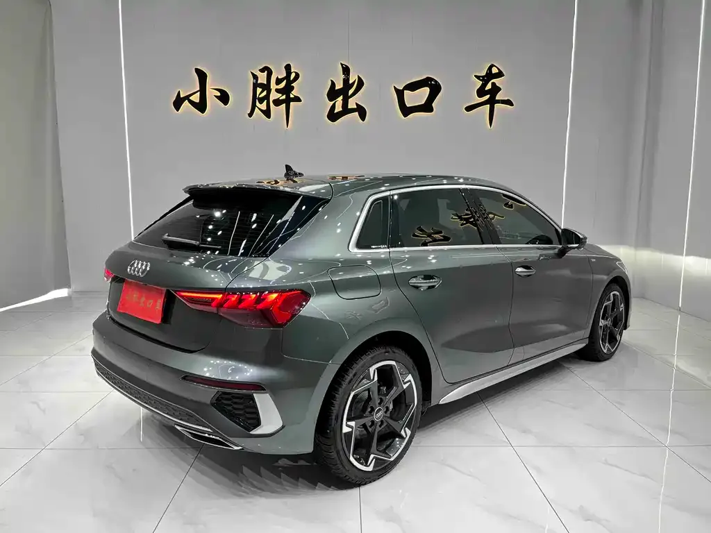 Audi A3 2023 из CN, фото 7