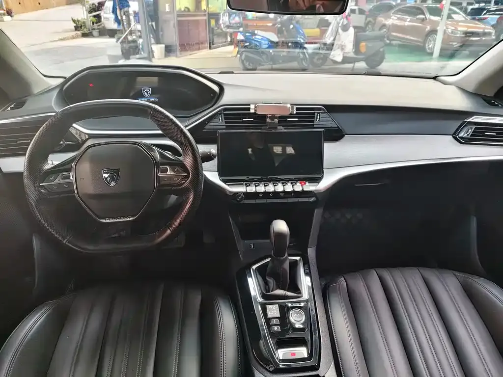 Peugeot 408 2024 из CN, фото 4