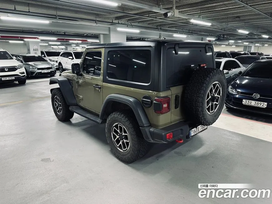 Jeep Wrangler — фото 8