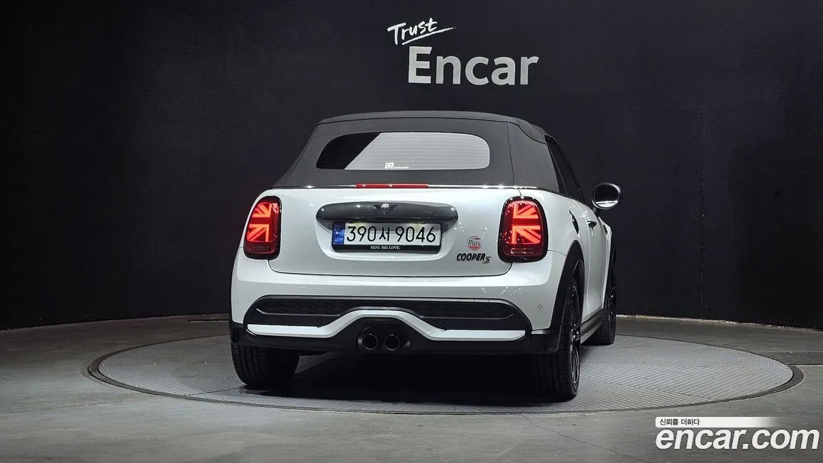 Mini Cooper Convertible 2024 из KR, фото 7