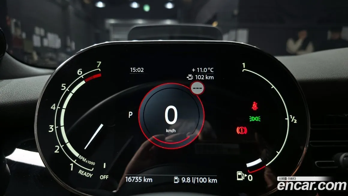 Mini Cooper Convertible 2024 из KR, фото 3