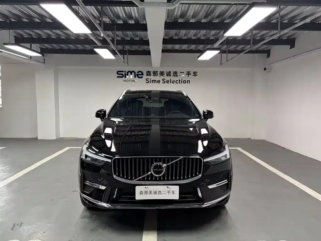 Volvo XC60 2024 из CN, фото 2