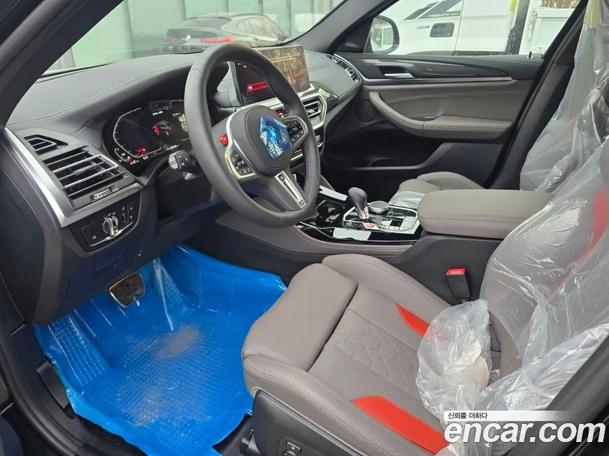 BMW X4M 2025 из KR, фото 3