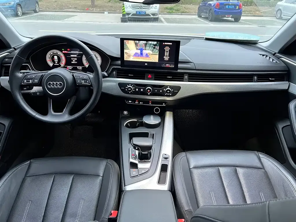 Audi A4L 2021 из CN, фото 10