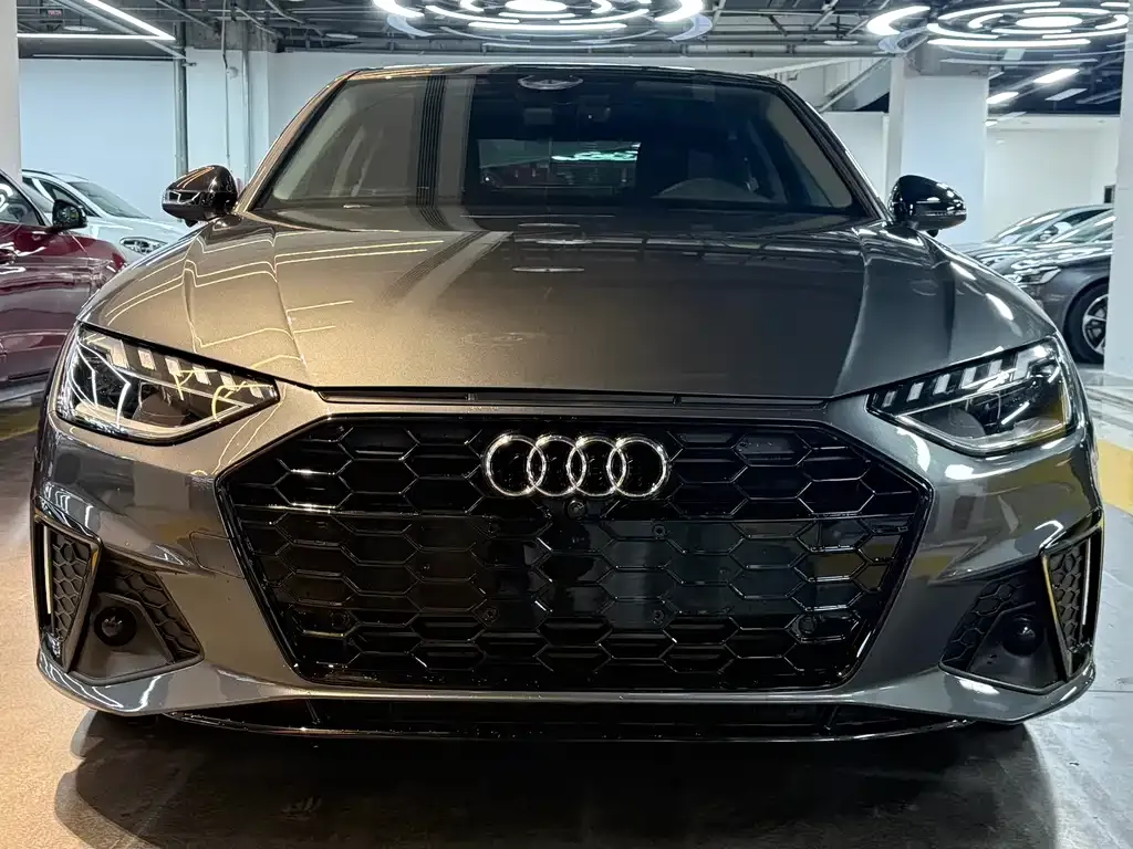 Audi A4L 2024 из CN, фото 9