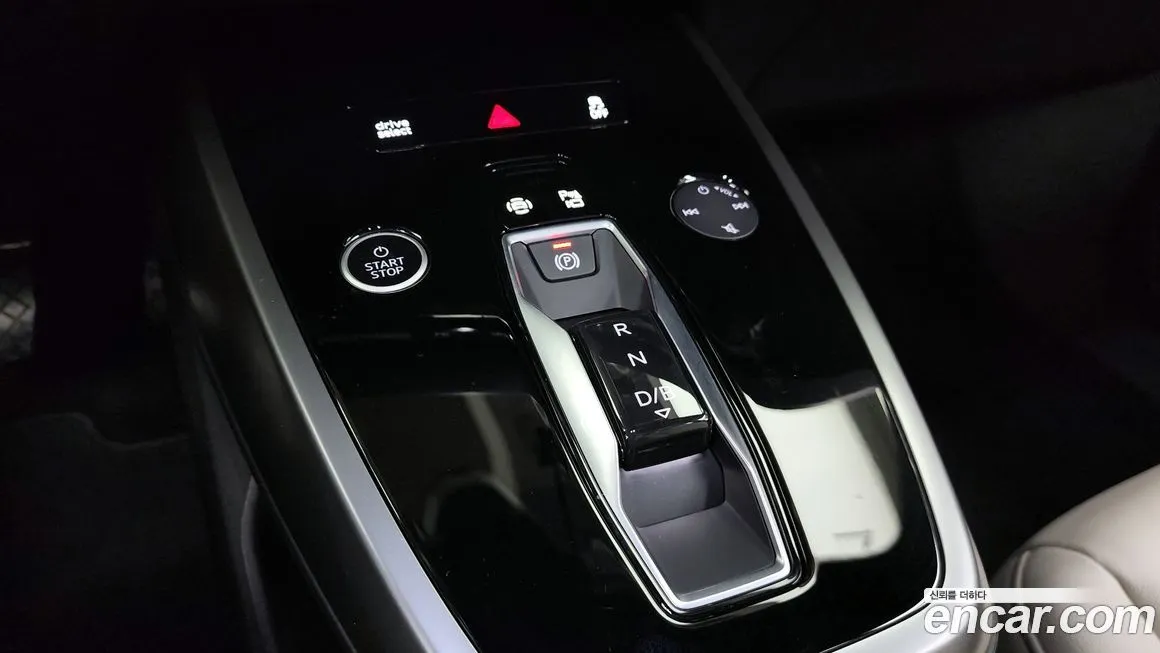 Audi Q4 e-tron 2025 из KR, фото 5