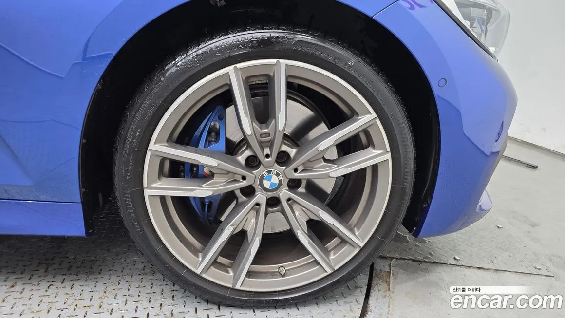BMW 3-Series 2022 из KR, фото 6