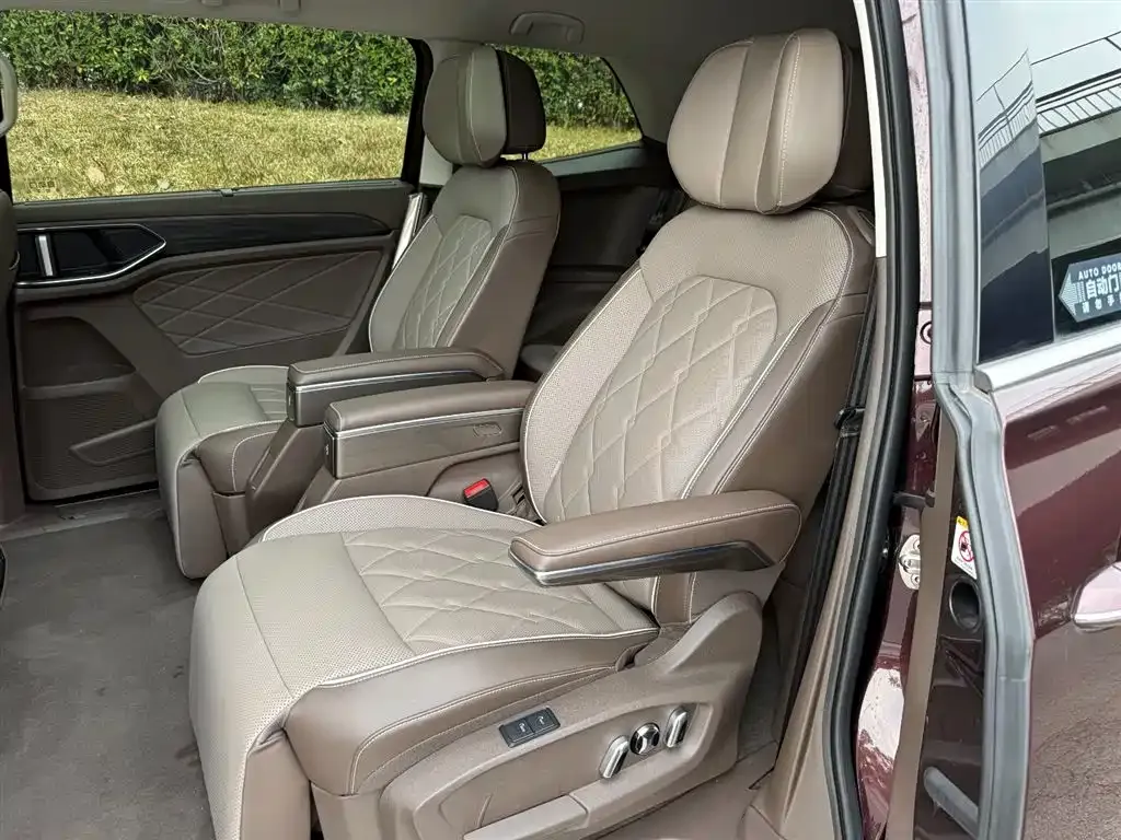 Volkswagen Viloran 2024 из CN, фото 7