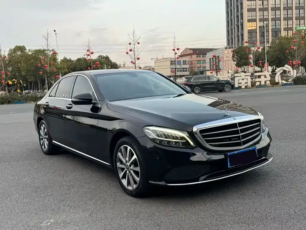 Mercedes-Benz C-Class — фото 9