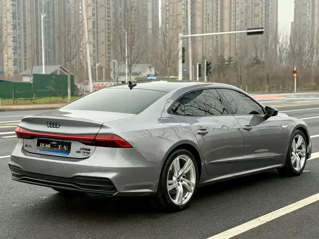 Audi A7L 2023 из CN, фото 8