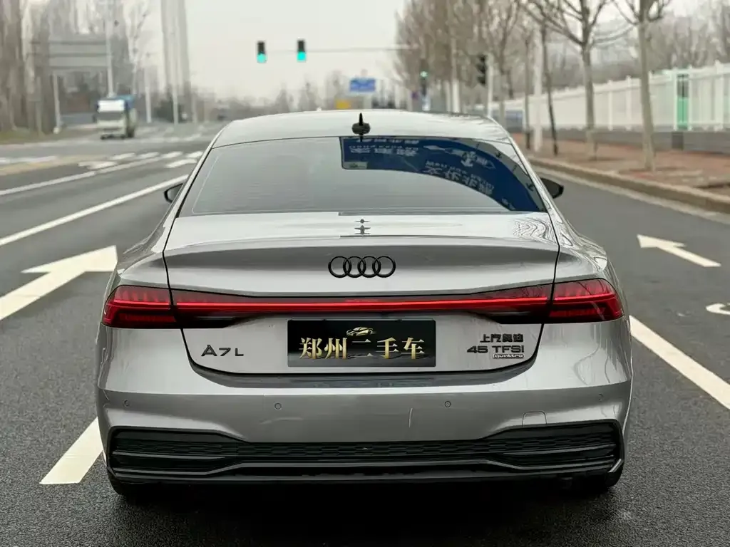 Audi A7L 2023 из CN, фото 7
