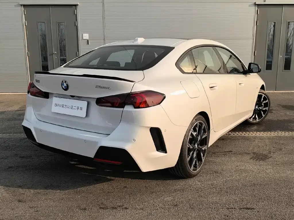 BMW 2 Series 2025 из CN, фото 10