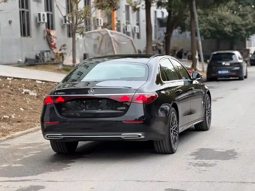Mercedes-Benz E-Class 2026 из CN, фото 9