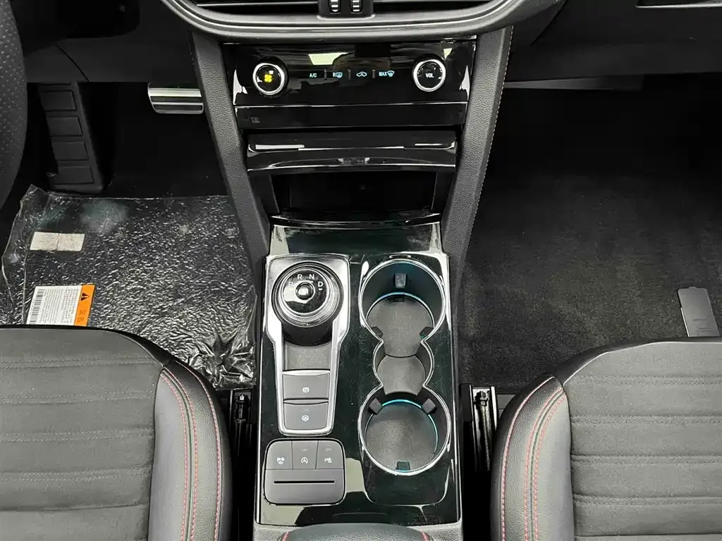 Ford Escape 2023 из CN, фото 5