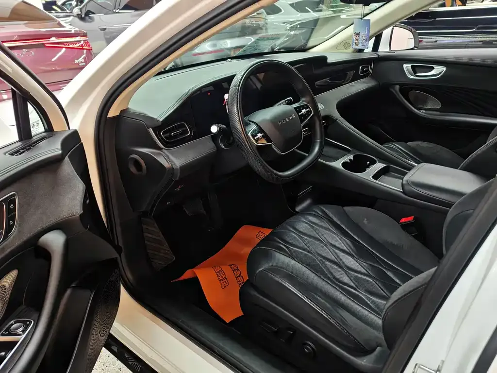 Roewe D7 2023 из CN, фото 3