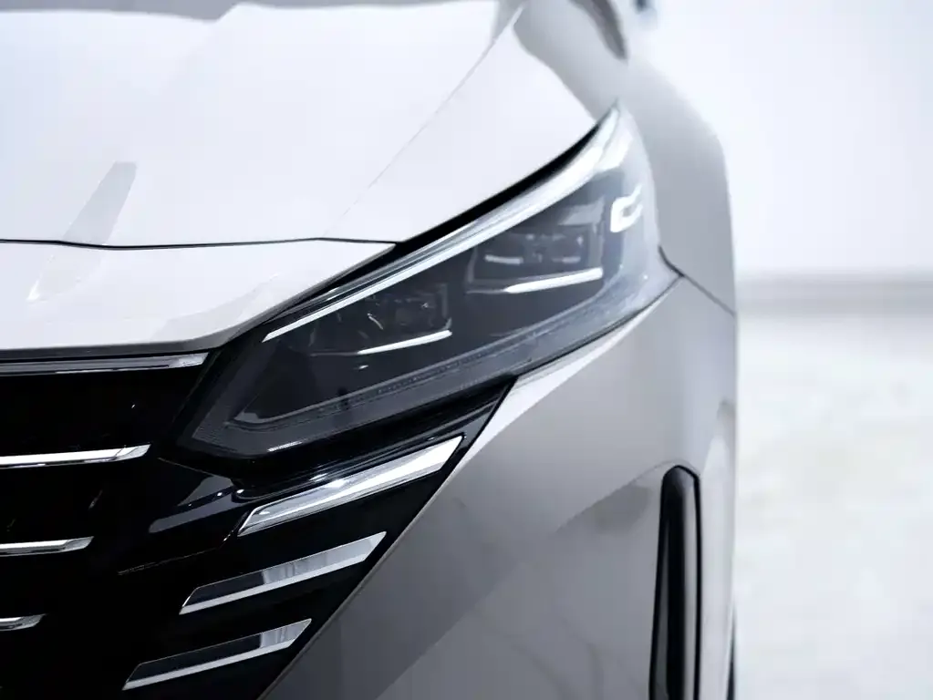 Nissan Teana — фото 4