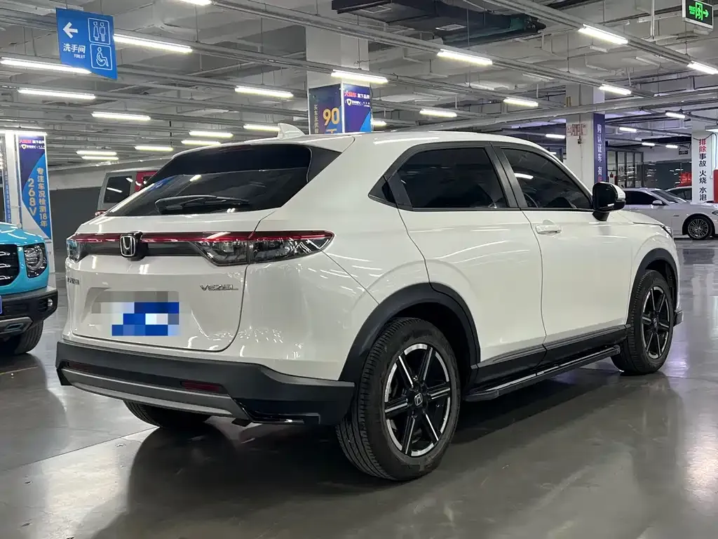 Honda Vezel 2023 из CN, фото 2