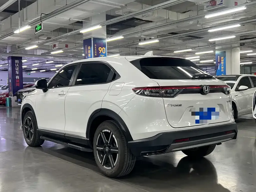 Honda Vezel 2023 из CN, фото 10