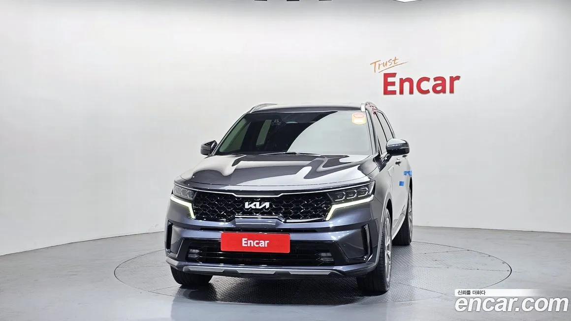 Kia Sorento — фото 7