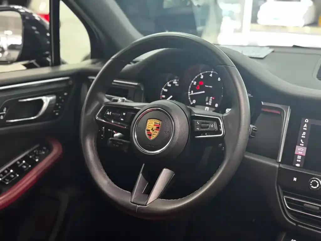 Porsche Macan 2023 из CN, фото 8